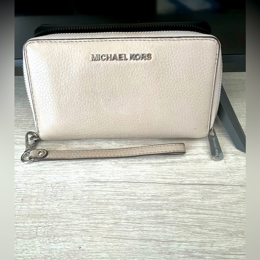 mk gray wrist wallet